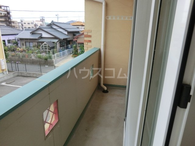 18/28 バルコニー