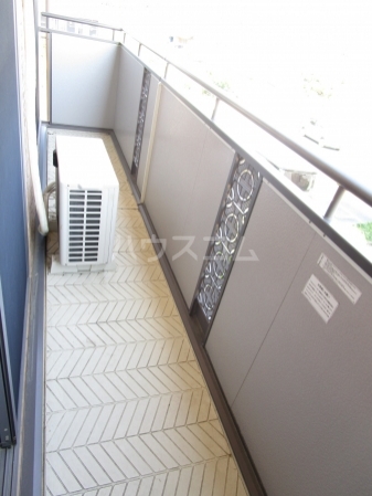 15/28 バルコニー