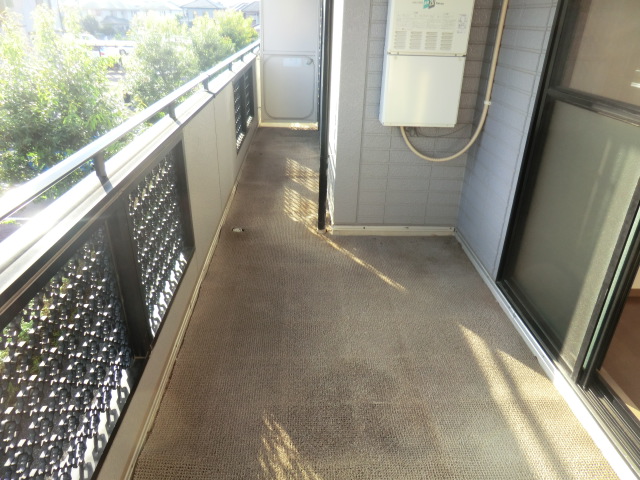 16/28 バルコニー