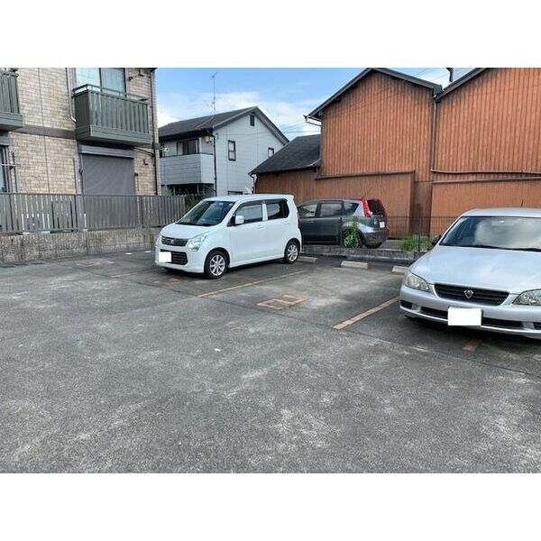 14/24 駐車場