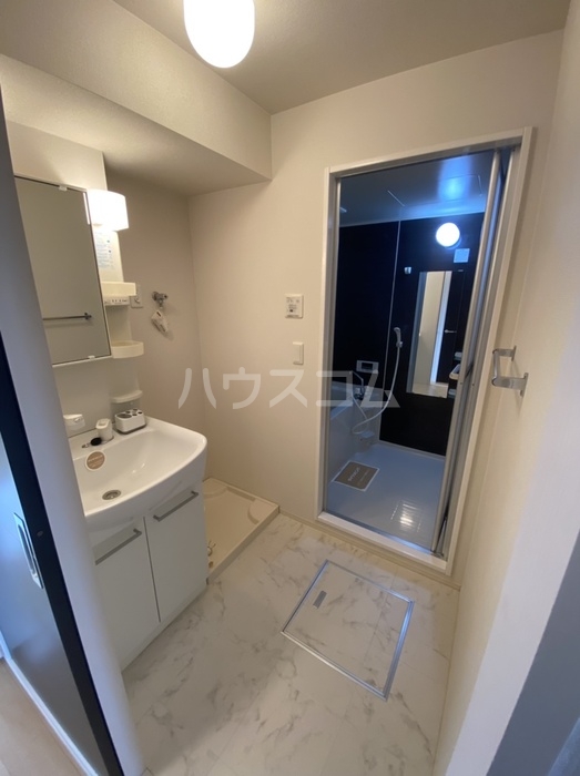 17/30 洗面