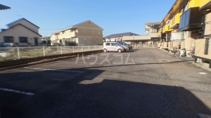 14/16 駐車場