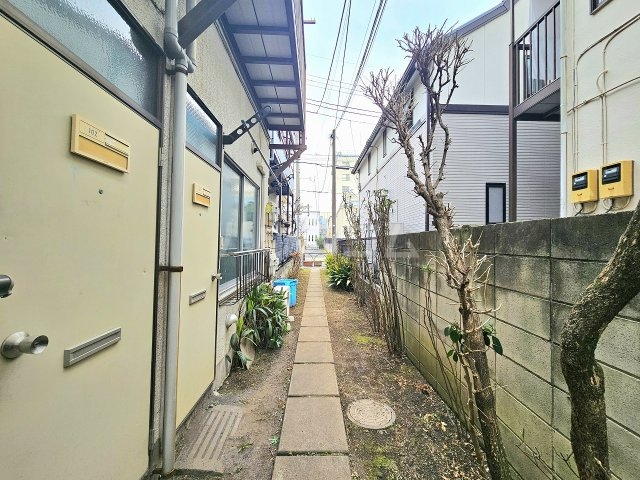 21/29 エントランス