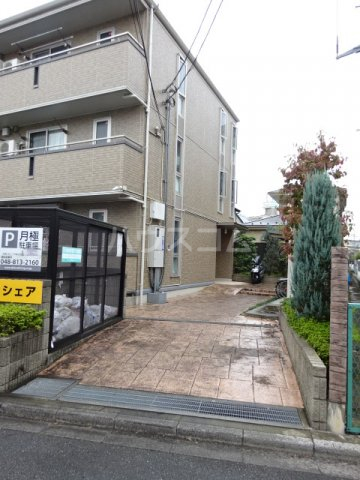 4/10 エントランス