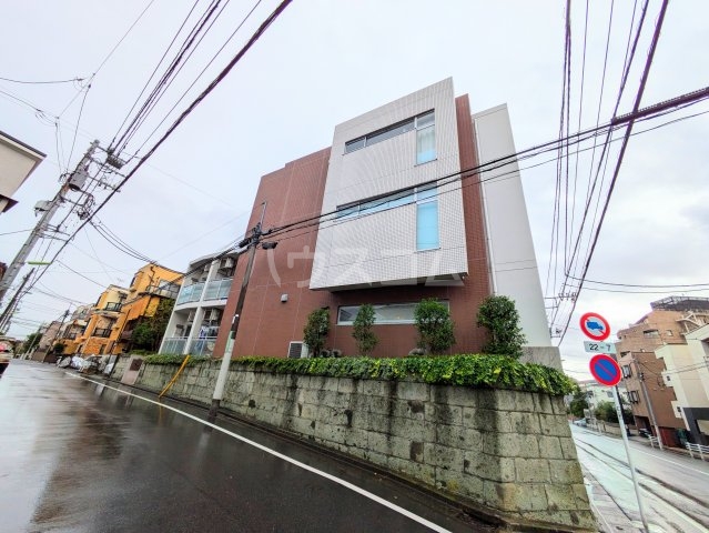 2/30 外観