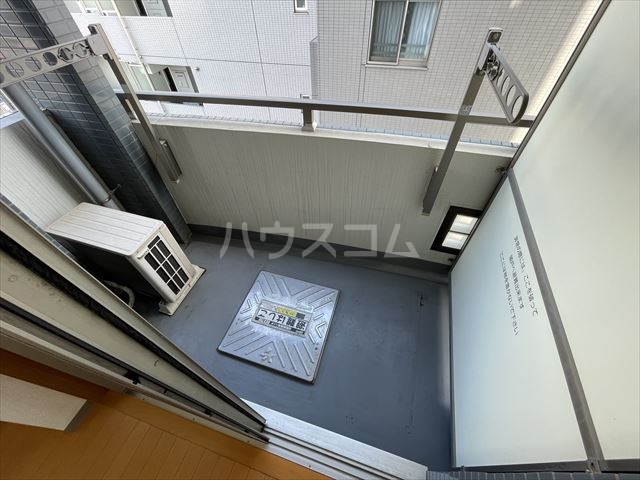 20/30 バルコニー