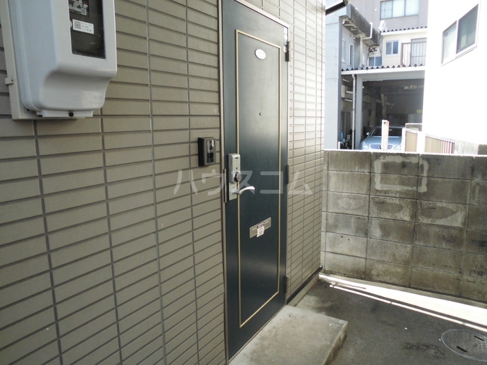 13/24 エントランス