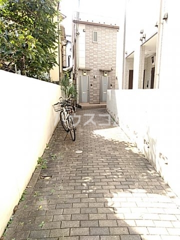 22/24 エントランス