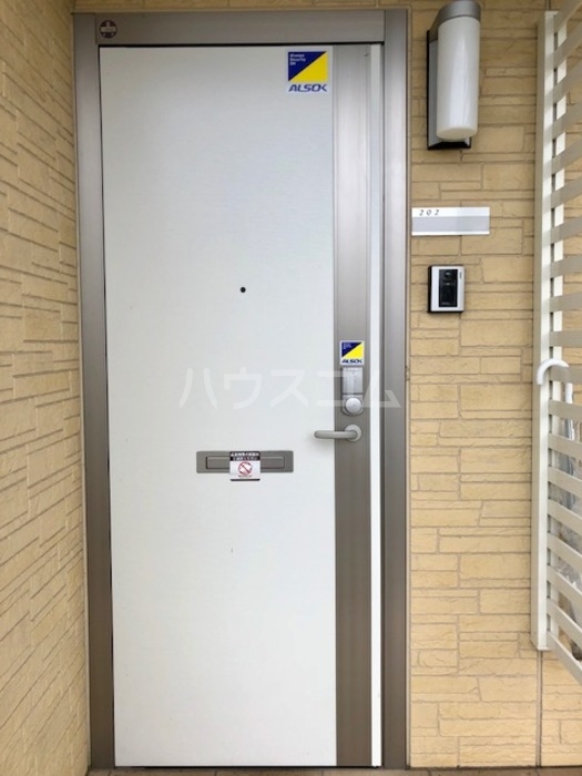 22/30 エントランス