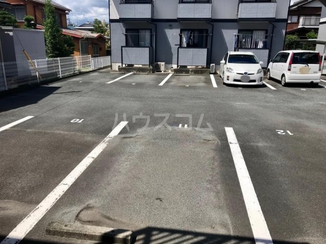 15/25 駐車場