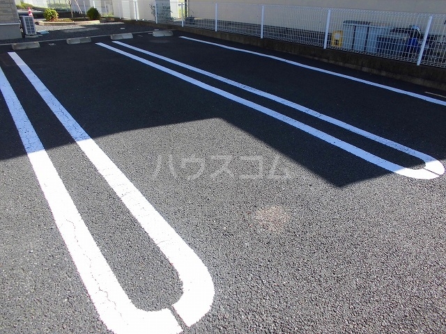 17/24 駐車場