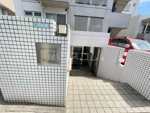 21/29 エントランス