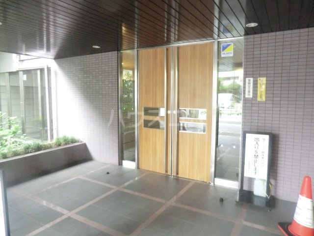 20/24 エントランス