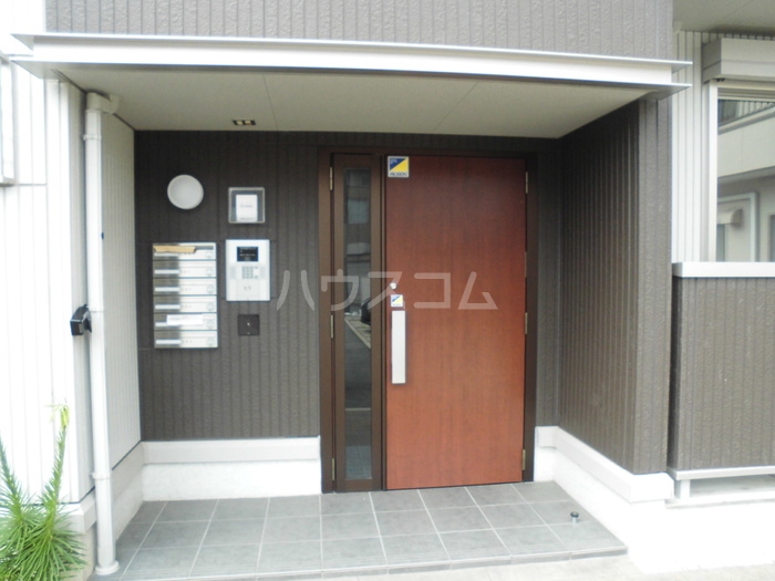 15/25 エントランス