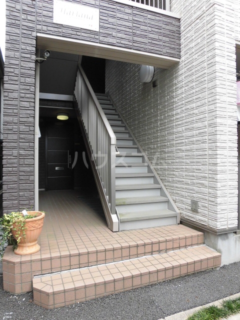 2/3 エントランス