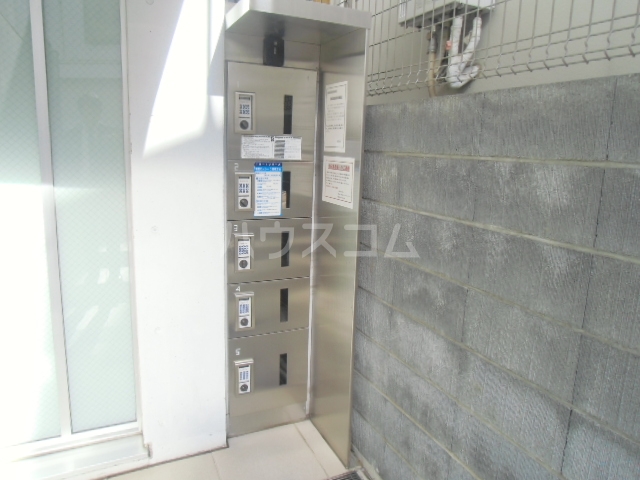 19/28 エントランス