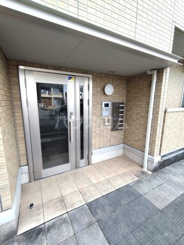 15/25 エントランス