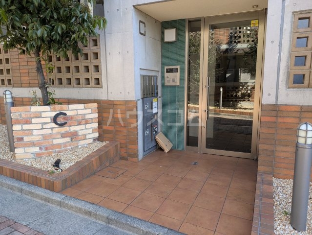 29/30 エントランス