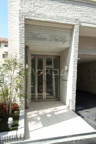 21/21 エントランス