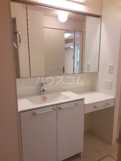 17/30 洗面