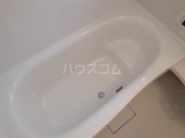 13/30 浴室