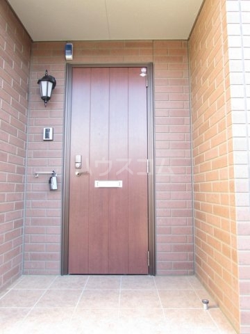 24/30 エントランス