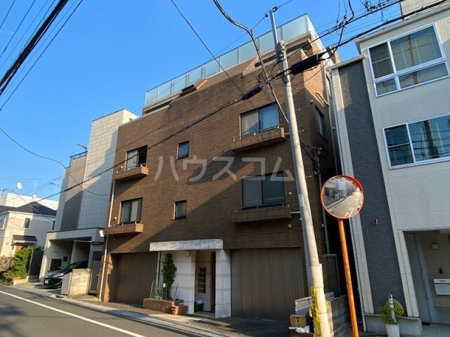 2/10 外観