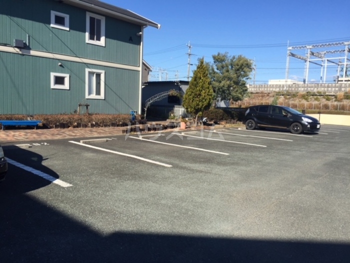 16/19 駐車場