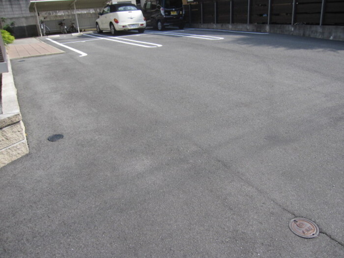 4/8 駐車場