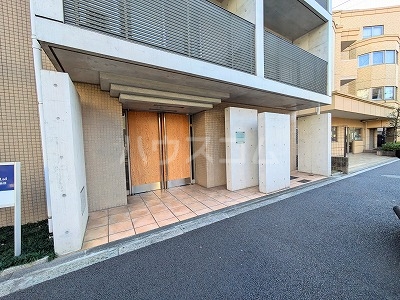 3/6 エントランス