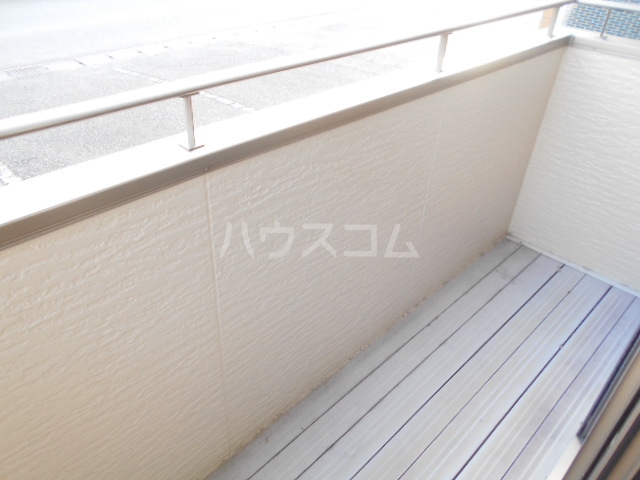 13/18 バルコニー