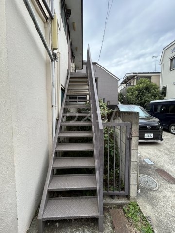 2/2 エントランス