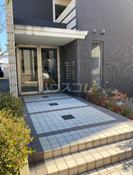 2/6 エントランス