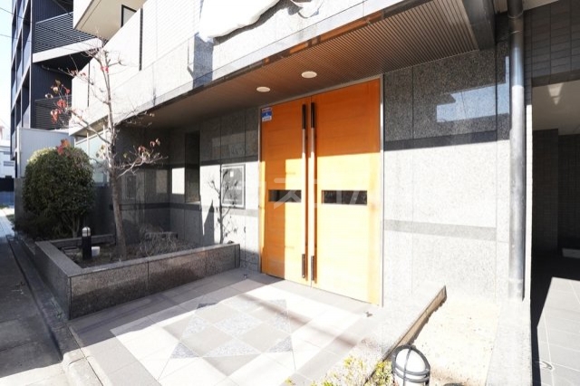 19/21 エントランス