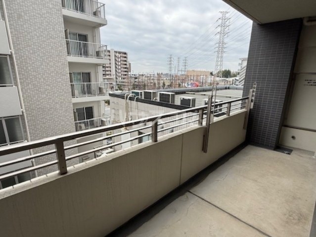 14/27 バルコニー