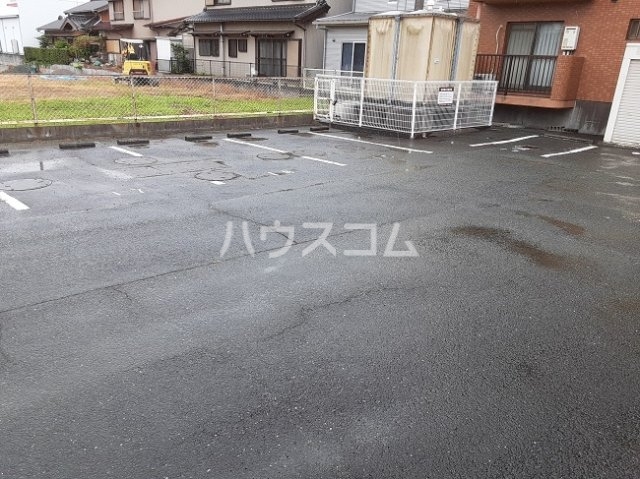 16/26 駐車場