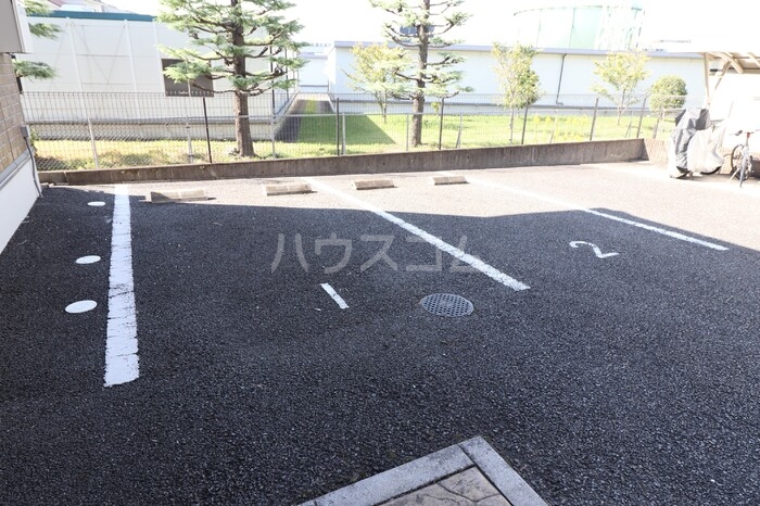 15/25 駐車場