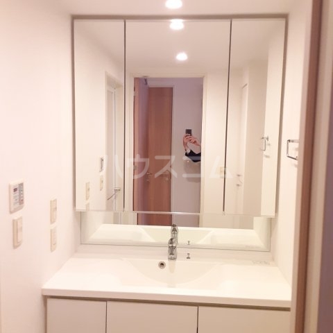 16/30 洗面