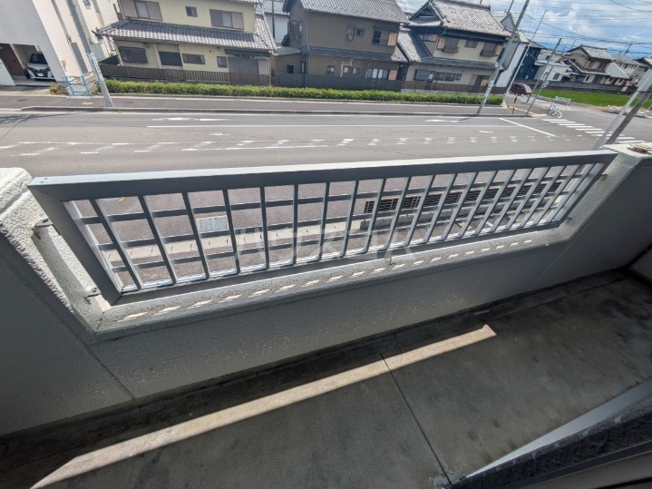 16/27 バルコニー