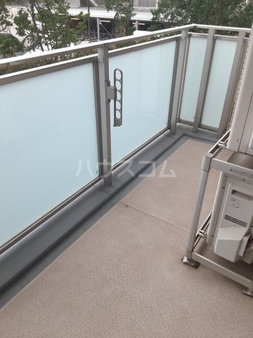 21/30 バルコニー