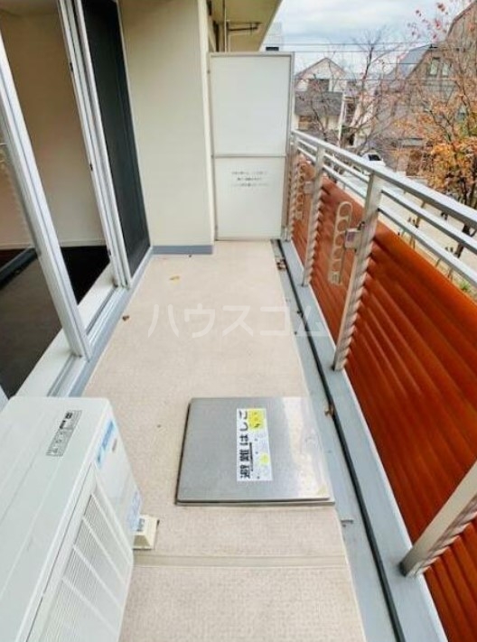 19/30 バルコニー