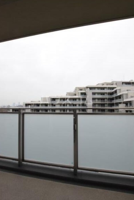 19/30 バルコニー