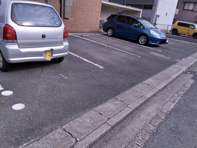 21/30 駐車場