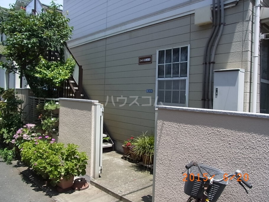 16/22 エントランス