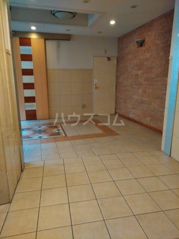 29/30 エントランス