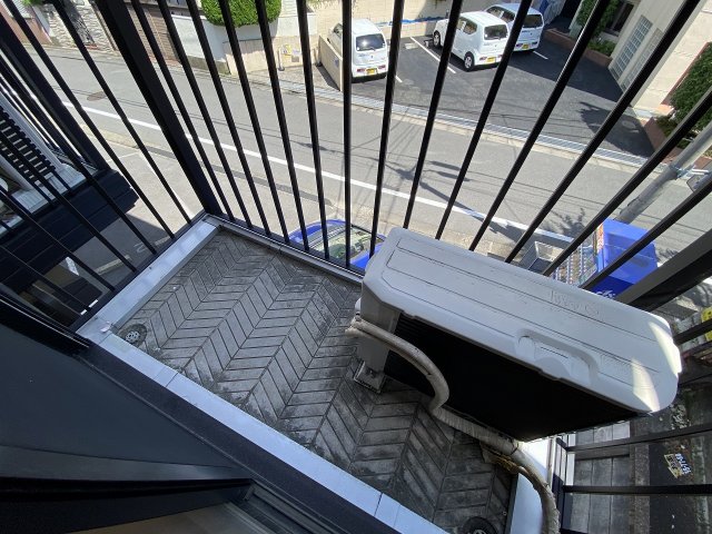 15/21 バルコニー