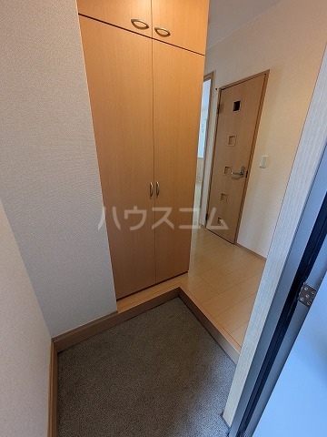 14/30 玄関