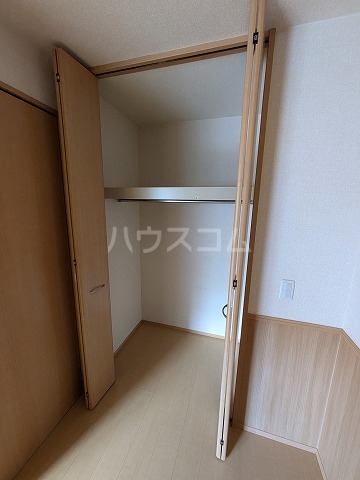 13/30 収納