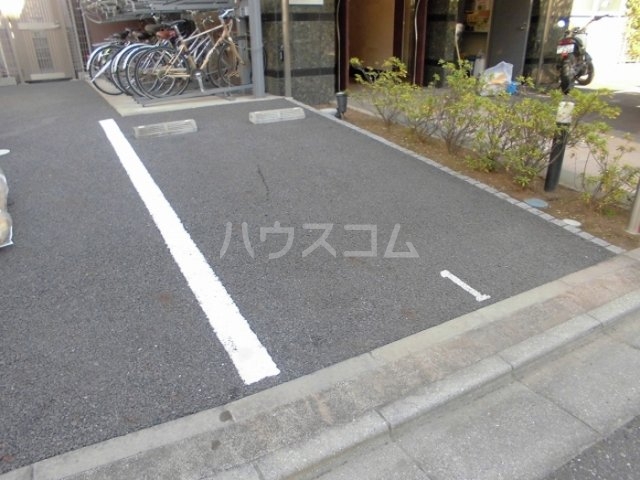 14/16 駐車場
