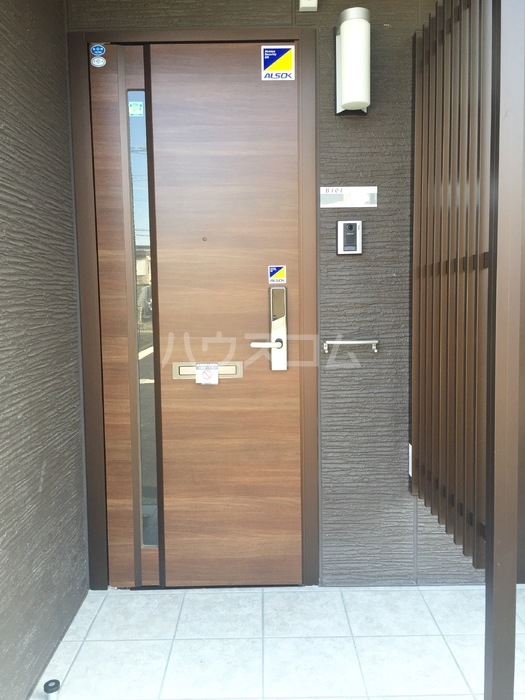 13/24 エントランス